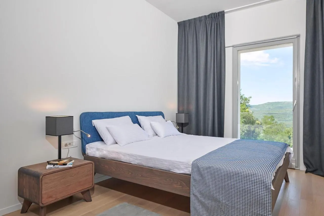 Motovun Villas 0*,  Croatia