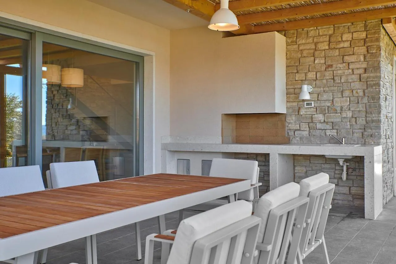 Motovun Villas 0*,